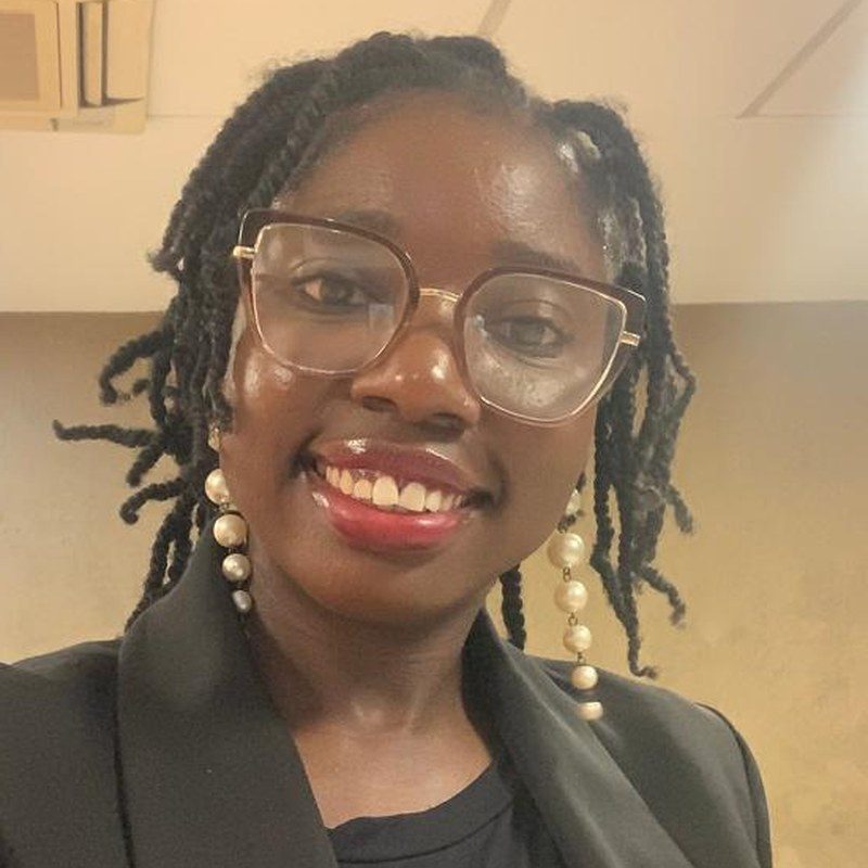 Bleu Dorcas, conseillère pédagogique Bloom Africa